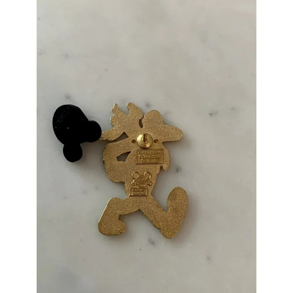 Goofy Happiest Celebration on Earth Disney Trading Pin